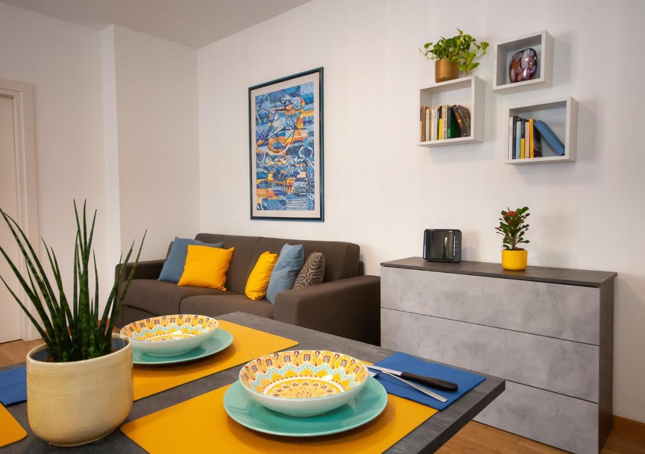 Tranquillo Bilocale Vicino Al Centro Storico Apartment Bolzano Bagian luar foto