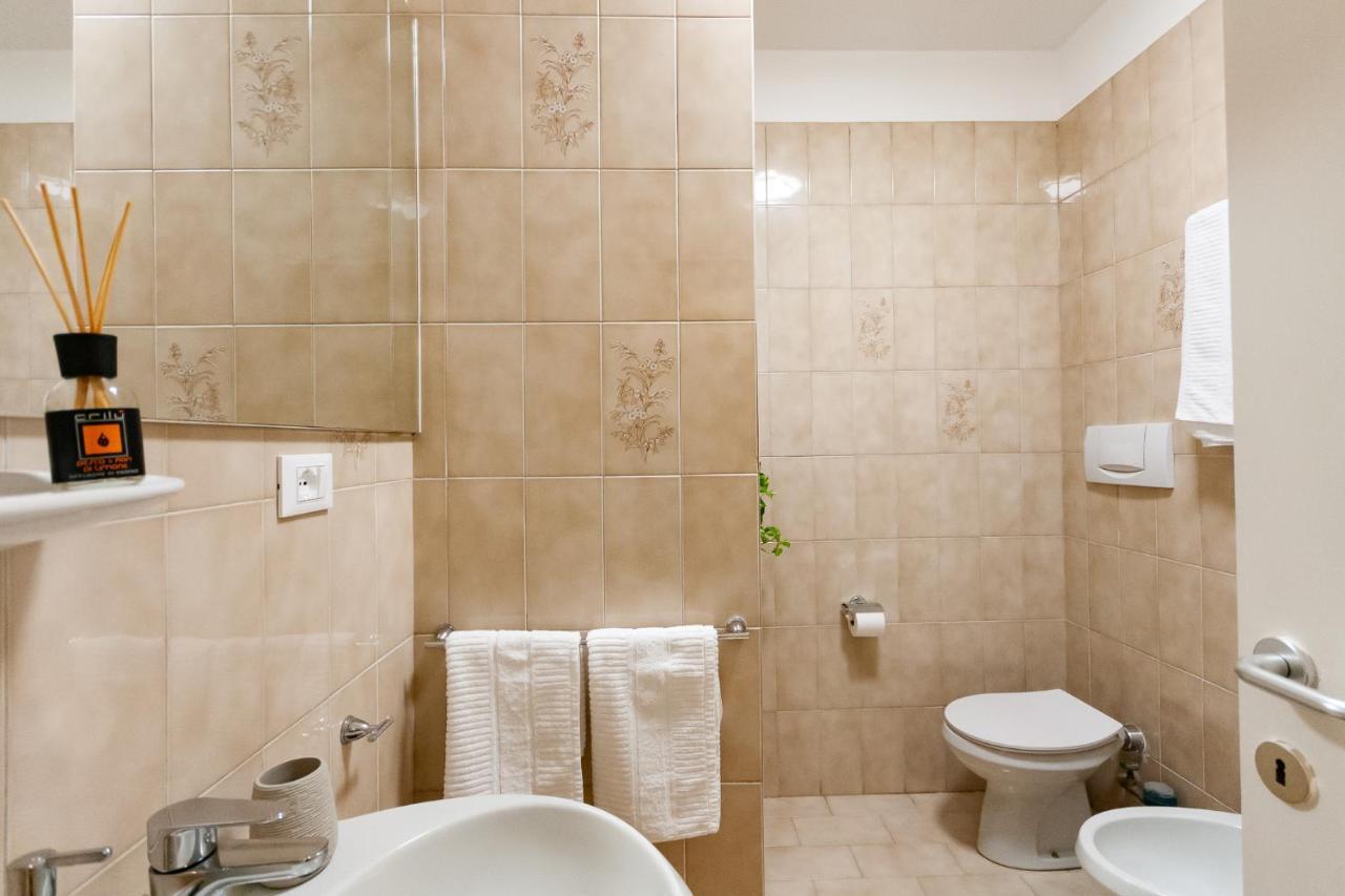 Tranquillo Bilocale Vicino Al Centro Storico Apartment Bolzano Bagian luar foto